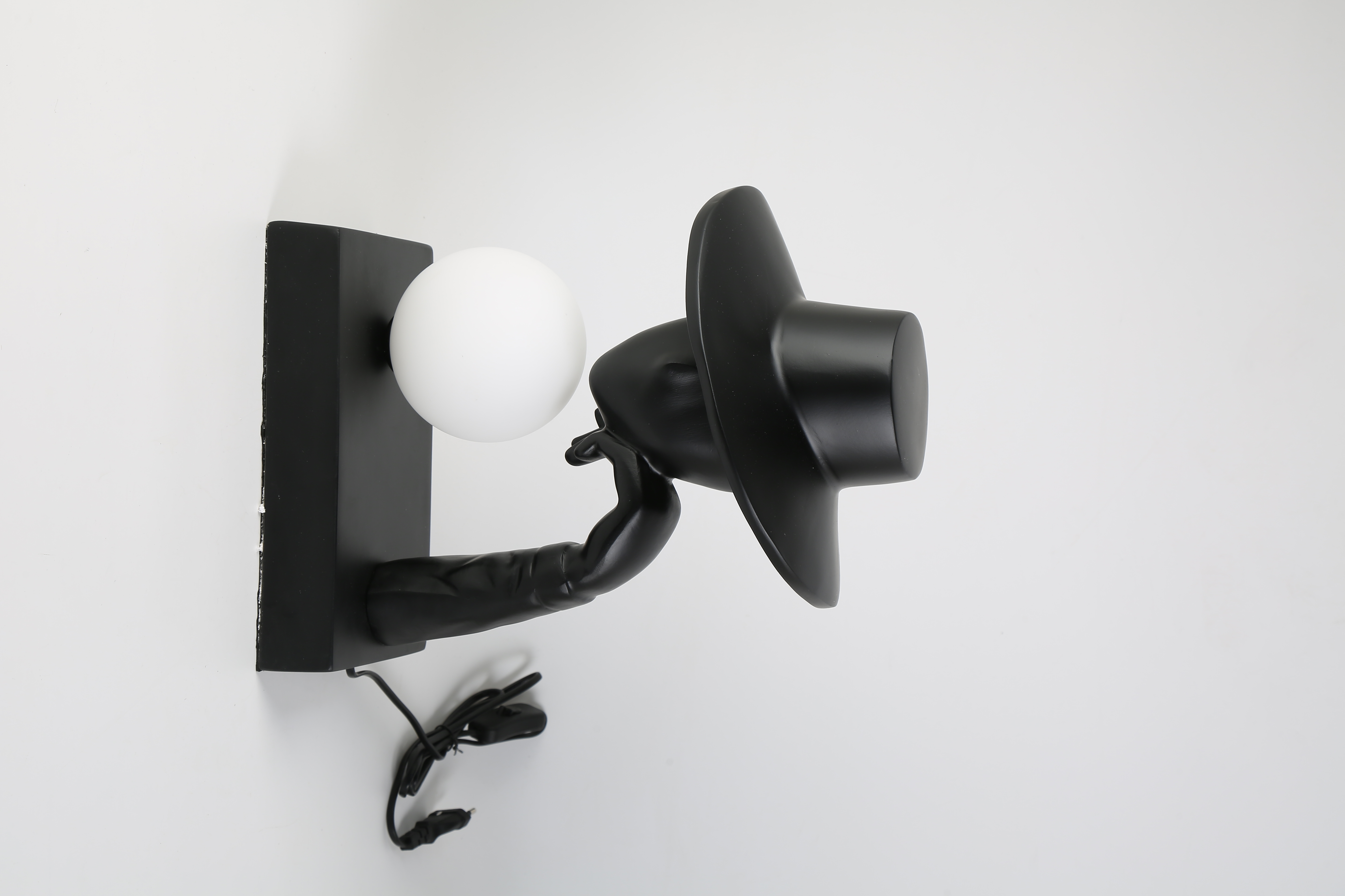  Siyah Adam Masa Lambası  